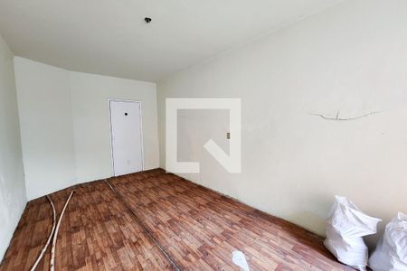 Casa à venda com 630m², 5 quartos e 6 vagasPorão