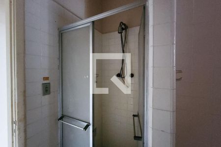 Casa à venda com 630m², 5 quartos e 6 vagasBanheiro da Suíte 1