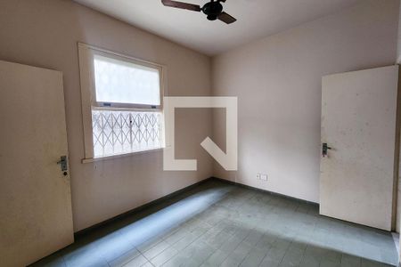 Casa à venda com 630m², 5 quartos e 6 vagasQuarto 1