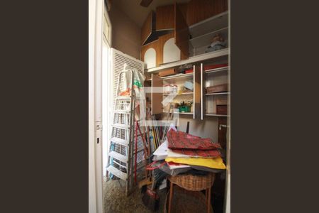 Apartamento à venda com 150m², 2 quartos e 1 vagaSuíte da Área de serviço