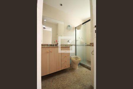 Apartamento à venda com 150m², 2 quartos e 1 vagaBanheiro da Suíte 