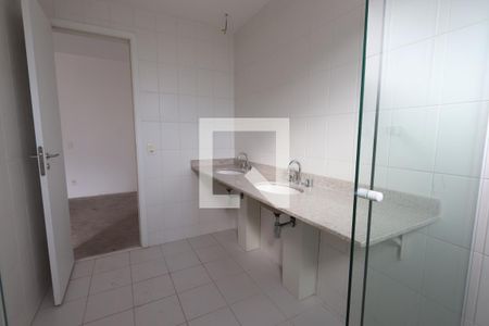 Apartamento à venda com 250m², 4 quartos e 4 vagasBanheiro da Suíte Master