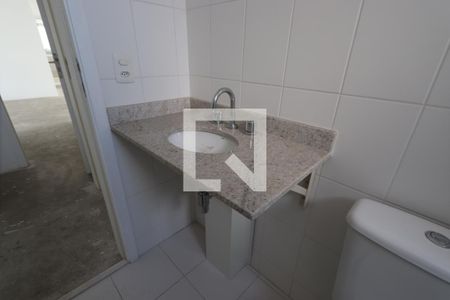 Apartamento à venda com 250m², 4 quartos e 4 vagasBanheiro da Suíte 4