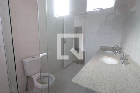 Apartamento à venda com 250m², 4 quartos e 4 vagasBanheiro da Suíte Master