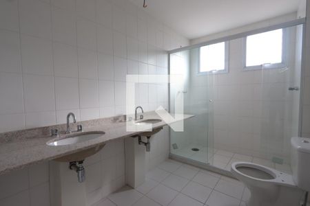 Apartamento à venda com 250m², 4 quartos e 4 vagasBanheiro da Suíte Master