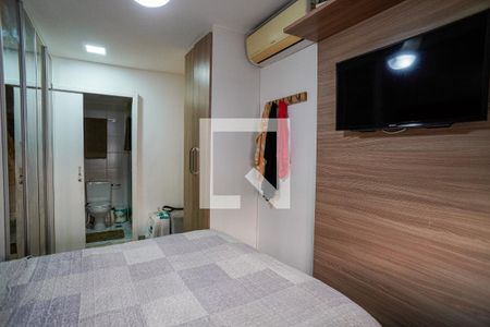 Apartamento à venda com 160m², 3 quartos e 2 vagas Apartamento à venda com 160m², 3 quartos e 2 vagasSuite