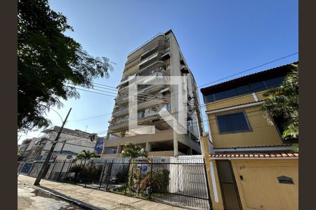 Apartamento à venda com 76m², 2 quartos e 1 vagaFachada