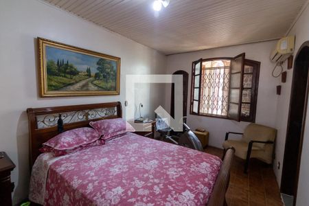 Casa à venda com 250m², 4 quartos e 1 vagaSuíte 2