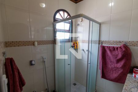 Casa à venda com 250m², 4 quartos e 1 vagaBanheiro da Suíte 2