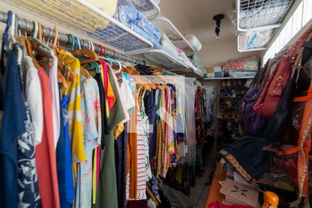 Casa à venda com 250m², 4 quartos e 1 vagaCloset da Suíte 2