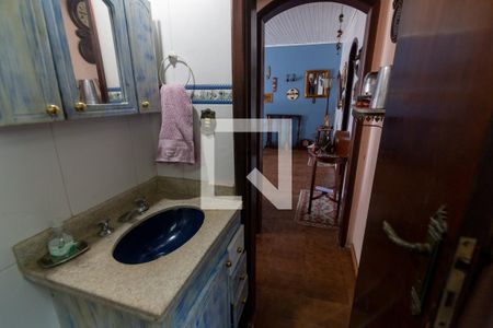 Casa à venda com 250m², 4 quartos e 1 vagaBanheiro Social