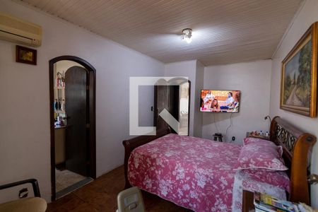 Casa à venda com 250m², 4 quartos e 1 vagaSuíte 2