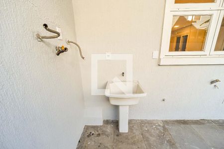 Casa de condomínio à venda com 161m², 3 quartos e 1 vagaÁrea de Serviço