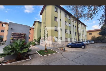 Apartamento à venda com 45m², 2 quartos e 1 vaga Apartamento à venda com 45m², 2 quartos e 1 vagaFachada