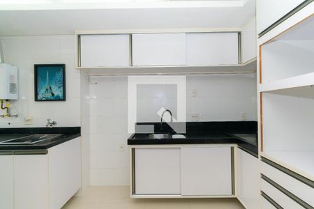 Apartamento à venda com 49m², 2 quartos e 1 vaga Apartamento à venda com 49m², 2 quartos e 1 vagaCozinha