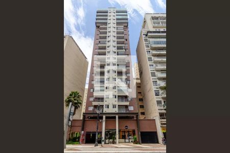 Studio para alugar com 40m², 1 quarto e 1 vaga Studio para alugar com 40m², 1 quarto e 1 vagaFachada