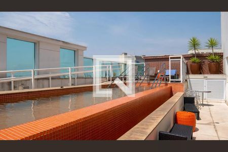 Studio para alugar com 40m², 1 quarto e 1 vaga Studio para alugar com 40m², 1 quarto e 1 vagaPiscina