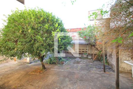 Casa à venda com 350m², 6 quartos e 2 vagasQuintal