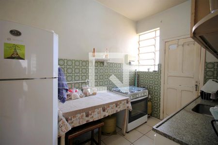Casa à venda com 350m², 6 quartos e 2 vagasCozinha