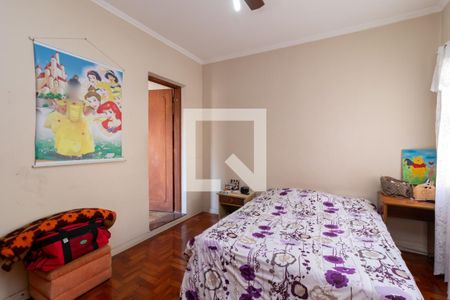 Casa à venda com 380m², 4 quartos e 2 vagasSuíte 2