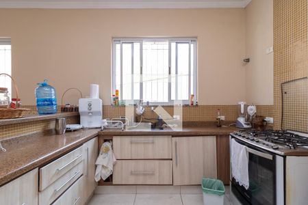 Casa à venda com 380m², 4 quartos e 2 vagasCozinha