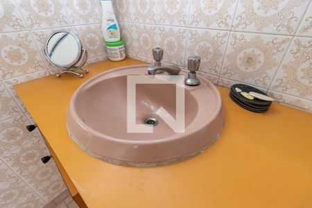 Casa à venda com 380m², 4 quartos e 2 vagasBanheiro da Suíte 1