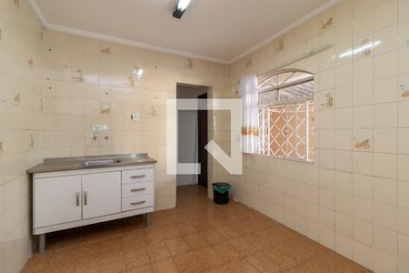 Casa à venda com 380m², 4 quartos e 2 vagasEdícula - Cozinha