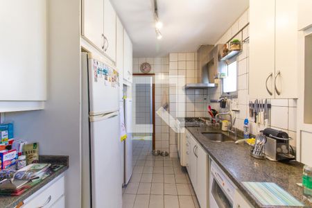 Apartamento à venda com 147m², 3 quartos e 2 vagas Apartamento à venda com 147m², 3 quartos e 2 vagasCozinha