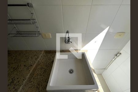 Apartamento à venda com 63m², 2 quartos e 1 vaga Apartamento à venda com 63m², 2 quartos e 1 vagaÁrea de Serviço