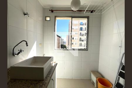 Apartamento à venda com 63m², 2 quartos e 1 vaga Apartamento à venda com 63m², 2 quartos e 1 vagaÁrea de Serviço