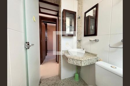 Apartamento à venda com 63m², 2 quartos e 1 vaga Apartamento à venda com 63m², 2 quartos e 1 vagaBanheiro