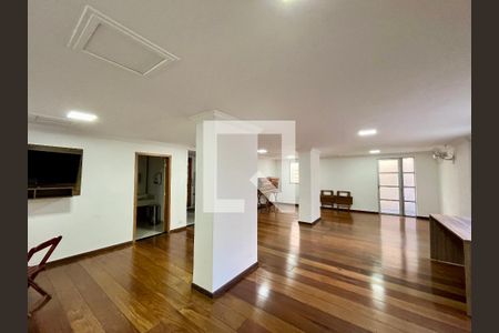 Apartamento à venda com 63m², 2 quartos e 1 vaga Apartamento à venda com 63m², 2 quartos e 1 vagaÁrea comum - Salão de festas