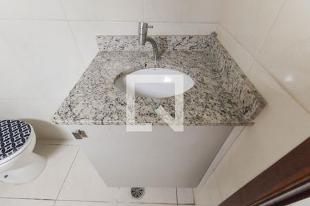 Casa de condomínio à venda com 69m², 2 quartos e 1 vaga Casa de condomínio à venda com 69m², 2 quartos e 1 vagaBanheiro