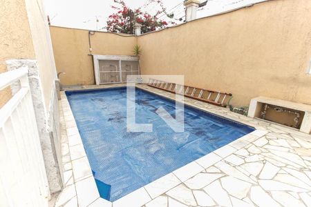 Casa de condomínio à venda com 69m², 2 quartos e 1 vaga Casa de condomínio à venda com 69m², 2 quartos e 1 vagaPiscina