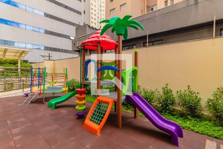 Apartamento à venda com 190m², 4 quartos e 3 vagas Apartamento à venda com 190m², 4 quartos e 3 vagasÁrea comum