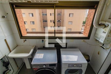 Apartamento à venda com 190m², 4 quartos e 3 vagas Apartamento à venda com 190m², 4 quartos e 3 vagasÁrea de Serviço
