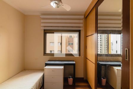 Apartamento à venda com 190m², 4 quartos e 3 vagas Apartamento à venda com 190m², 4 quartos e 3 vagasQuarto 3