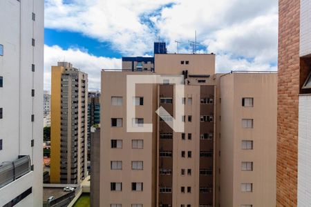 Apartamento à venda com 190m², 4 quartos e 3 vagas Apartamento à venda com 190m², 4 quartos e 3 vagasVista Quarto 3