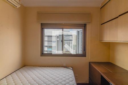 Apartamento à venda com 190m², 4 quartos e 3 vagas Apartamento à venda com 190m², 4 quartos e 3 vagasQuarto