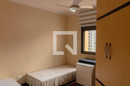 Apartamento à venda com 190m², 4 quartos e 3 vagas Apartamento à venda com 190m², 4 quartos e 3 vagasQuarto 3