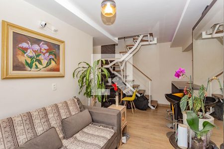 Apartamento à venda com 105m², 2 quartos e 1 vaga Apartamento à venda com 105m², 2 quartos e 1 vagaSala