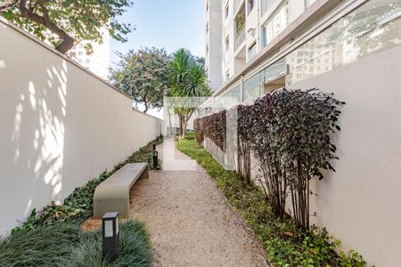 Apartamento à venda com 105m², 2 quartos e 1 vaga Apartamento à venda com 105m², 2 quartos e 1 vagaPista de caminhada