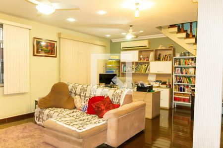 Casa à venda com 261m², 3 quartos e 1 vaga Casa à venda com 261m², 3 quartos e 1 vagaSala 2