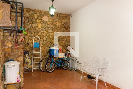 Casa à venda com 261m², 3 quartos e 1 vaga Casa à venda com 261m², 3 quartos e 1 vagaGaragem