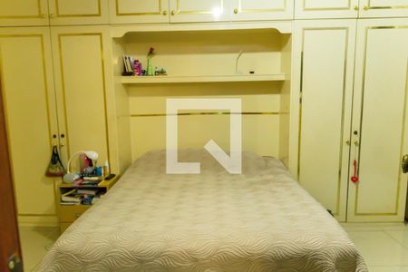 Casa à venda com 261m², 3 quartos e 1 vaga Casa à venda com 261m², 3 quartos e 1 vagaQuarto 3 - Suíte