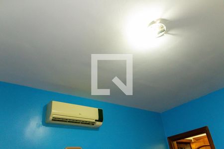 Casa à venda com 261m², 3 quartos e 1 vaga Casa à venda com 261m², 3 quartos e 1 vagaQuarto 2 - Suíte