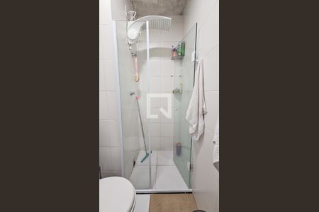 Apartamento à venda com 33m², 2 quartos e sem vaga Apartamento à venda com 33m², 2 quartos e sem vagaBanheiro