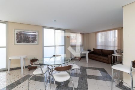 Apartamento para alugar com 40m², 1 quarto e 1 vagaÁrea comum - Salão de festas