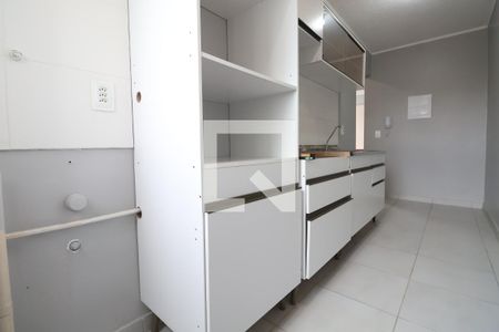 Apartamento à venda com 43m², 2 quartos e 1 vagaCozinha e Área de Serviço