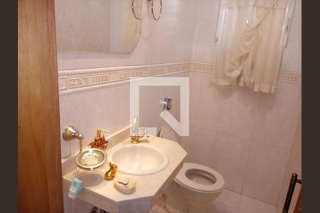Casa à venda com 325m², 4 quartos e 5 vagas